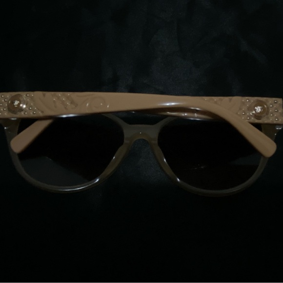 Versace VE Sunglasses  - Opal Beige - Picture 5 of 8